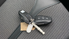 Peugeot 5008 1.2 PureTech Allure Premium+ 5dr Petrol Estate